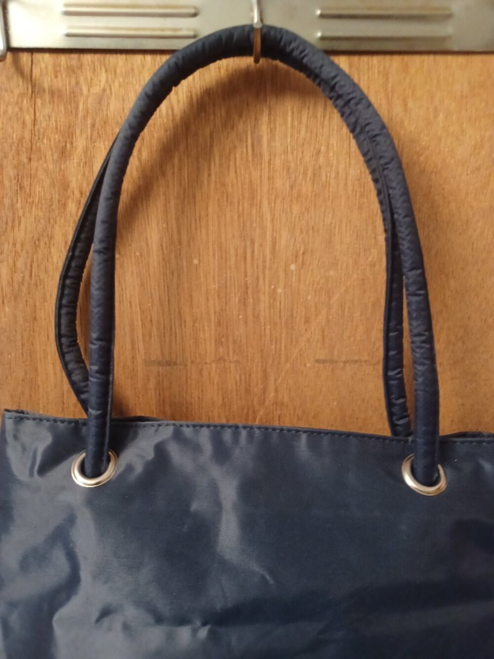 Yves Roche Hand Bag - Picture 9 of 10